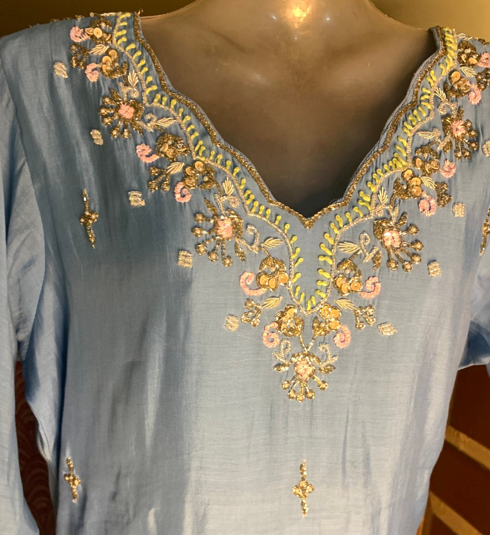 Powder Blue Muslin Silk Kurta Set with Printed Organza Dupatta
