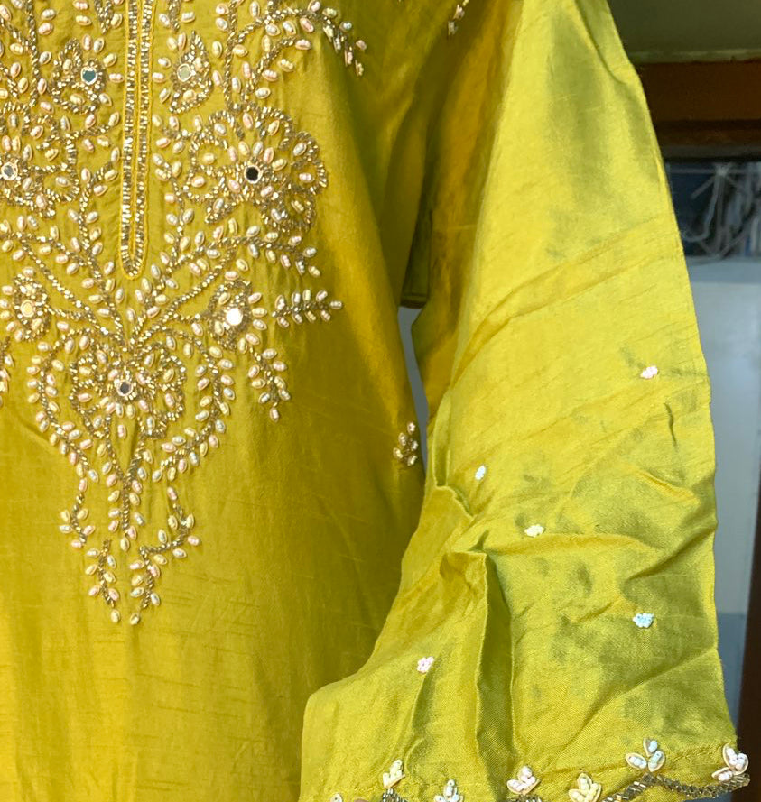 Mehendi Green Pearl Embroidered Kurta Set with Floral Dupatta